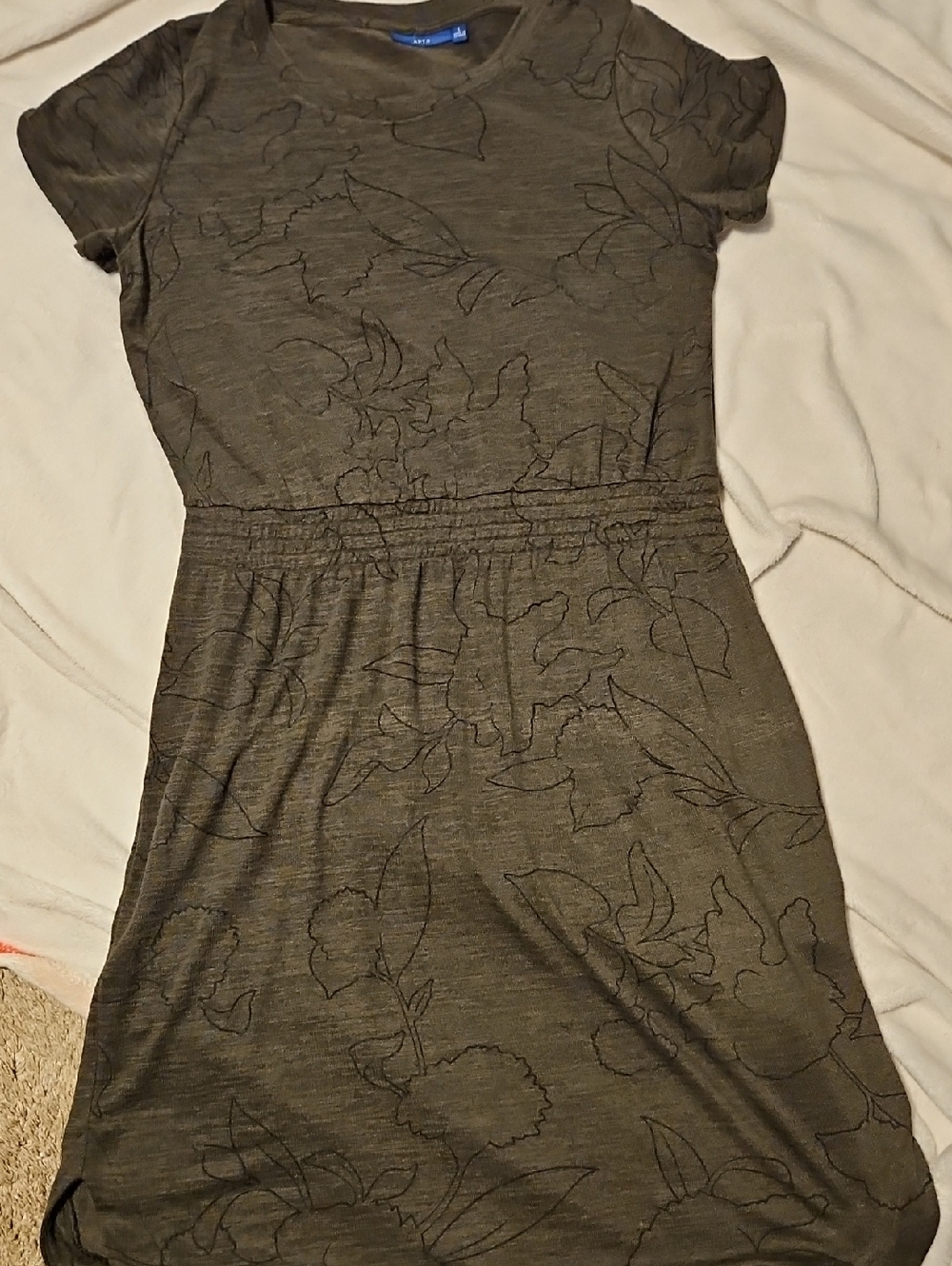 Casual Olive Floral Short-Sleeve Dress